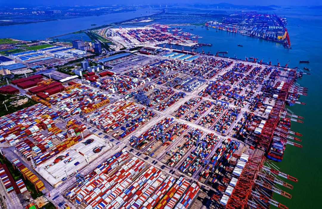 集装箱海运航运业走向正；；；；；；孽杈镀獒黄